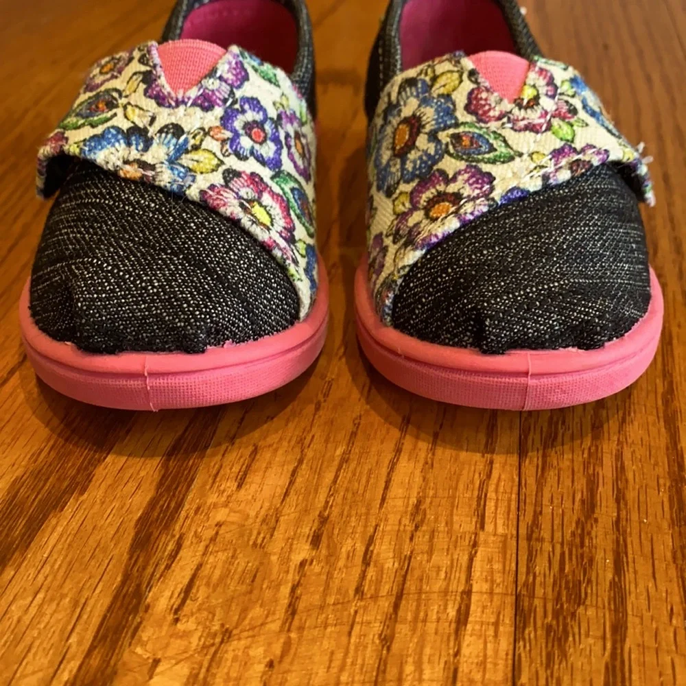 Toms Kids Floral Denim Slip-On Shoes - Pink, Blue, Black